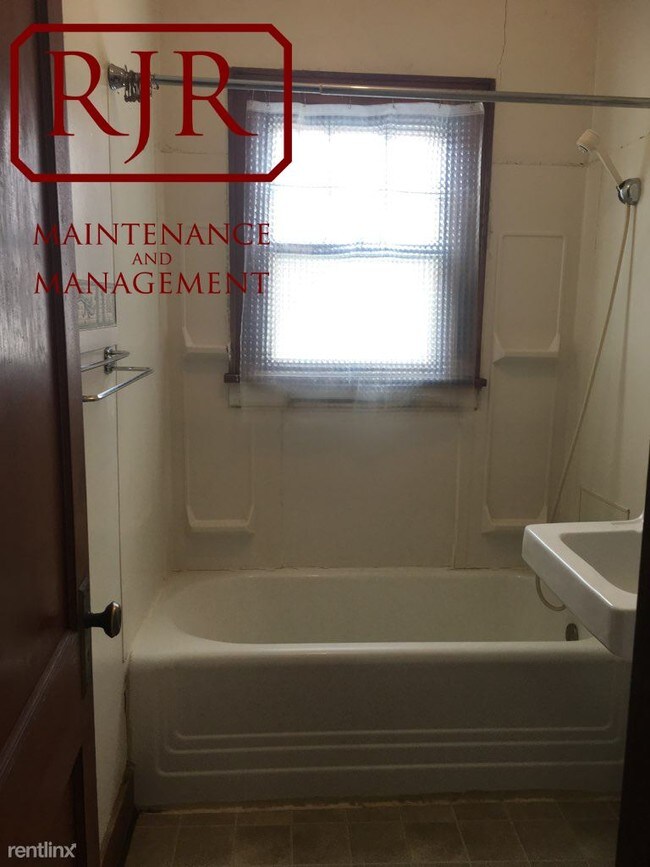 Foto del edificio - 3 br, 2 bath House - 710 N 12th St