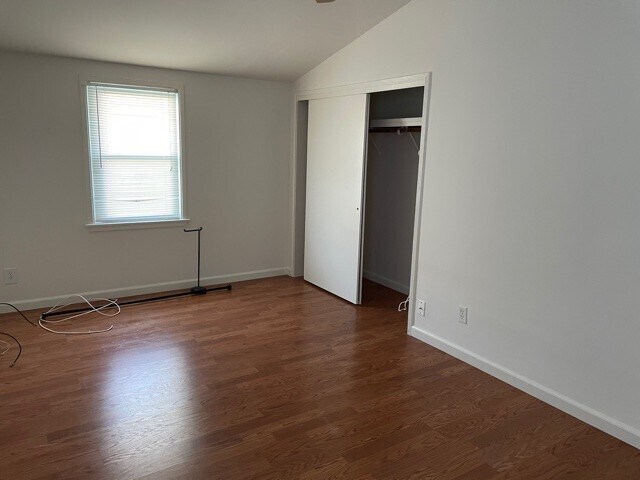 Building Photo - 10338 Eldora Ave