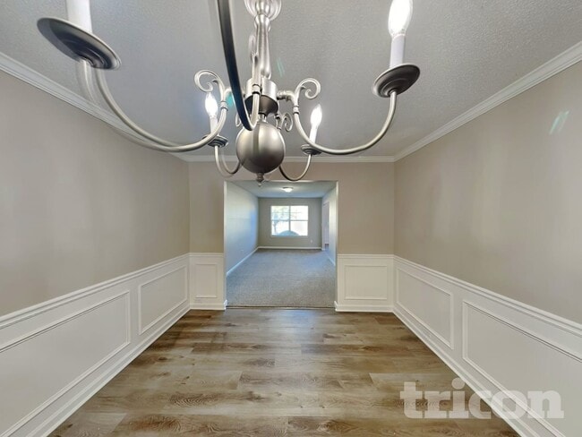 Building Photo - 345 Othello Dr