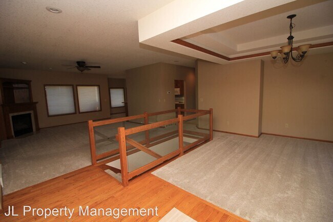 Building Photo - 4 br, 3 bath House - 8704 E Saddle Creek Rd