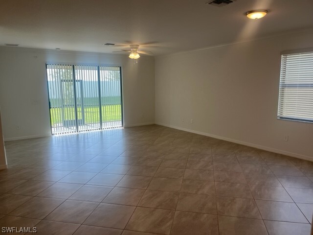Foto del edificio - 14466 Cantabria Dr