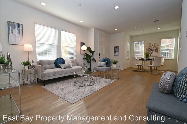 Foto del edificio - 3 br, 2.5 bath House - 38885 Santolina Pl.