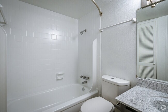 1HAB, 1BA - 621ft² - The Ivy at the Galleria
