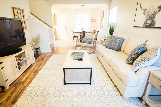 Photo - 539 Stable Vista House