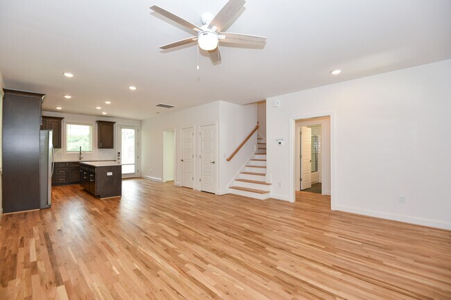 Foto del edificio - 503 S Chapman St