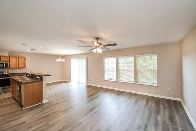Foto del edificio - 11504 Bonnie Lakes Ct
