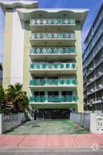 Building Photo - 1732 Meridian Ave
