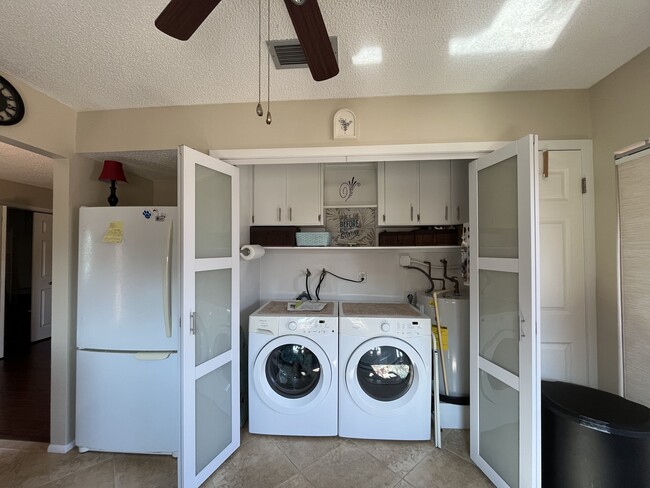 Building Photo - 4022 Davit Dr