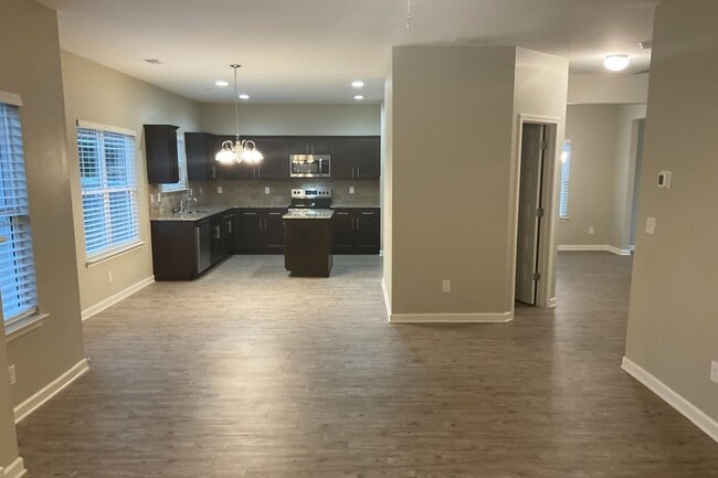 Building Photo - 1148 Werre Way