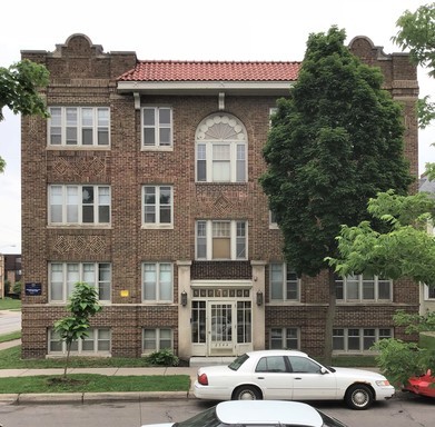 Primary Photo - 2544 Harriet Ave
