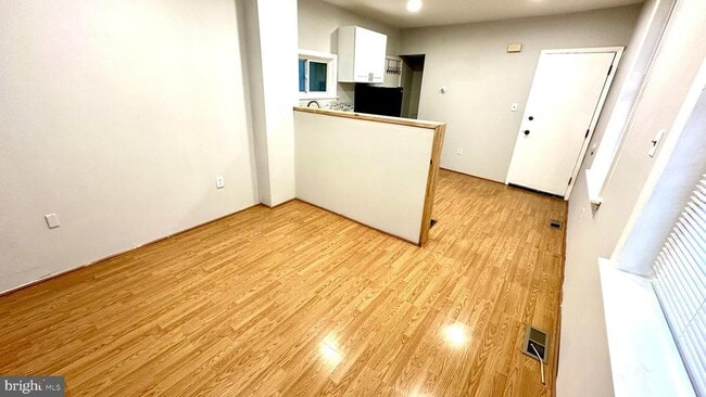Building Photo - 820 S Darien St