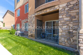 Building Photo - 343 S 790 W