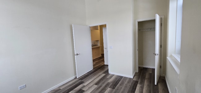 Building Photo - 1800 Jefferson St