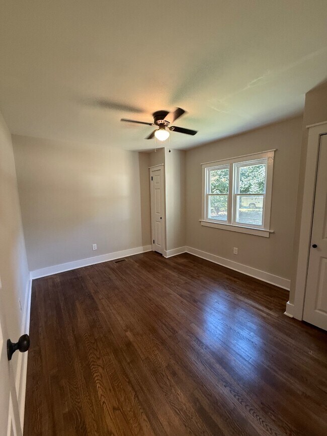 Foto del edificio - 1603 Browns Ave