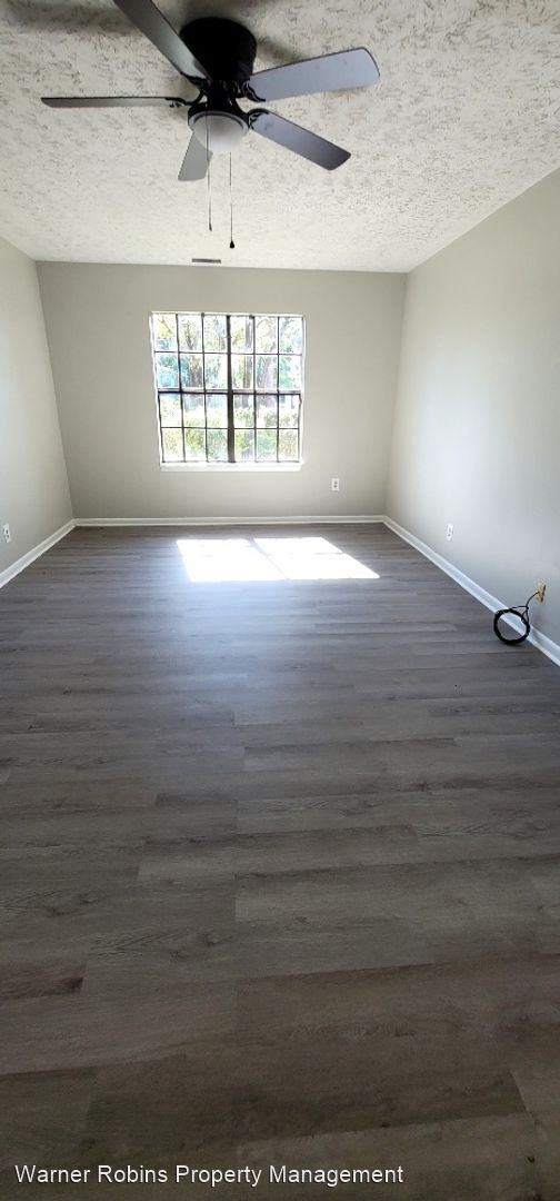 Foto del edificio - 3 br, 2 bath House - 509 Feagin Mill Rd