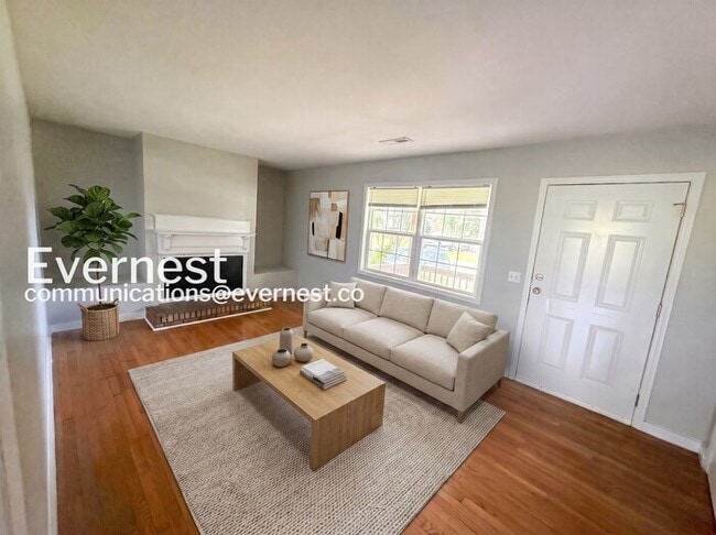 Building Photo - 3318 Bonds Ave