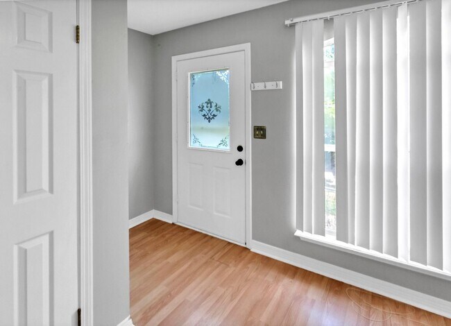 Building Photo - 216 Brookmeade