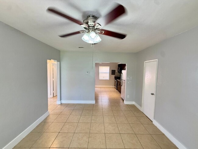 Building Photo - 1467 NW 53rd St