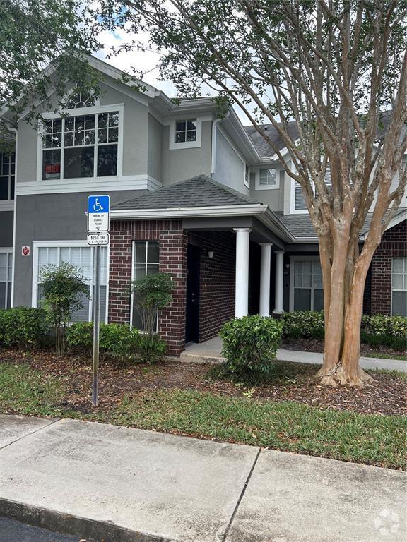 Building Photo - 11901 Sandy Knoll Ct