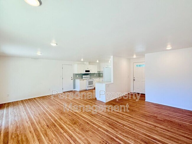 Foto del edificio - 15802 SE 14th St