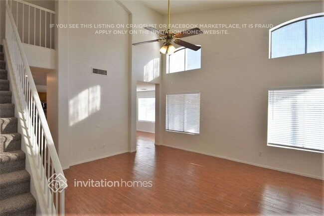 Building Photo - 8255 W Willow Ave