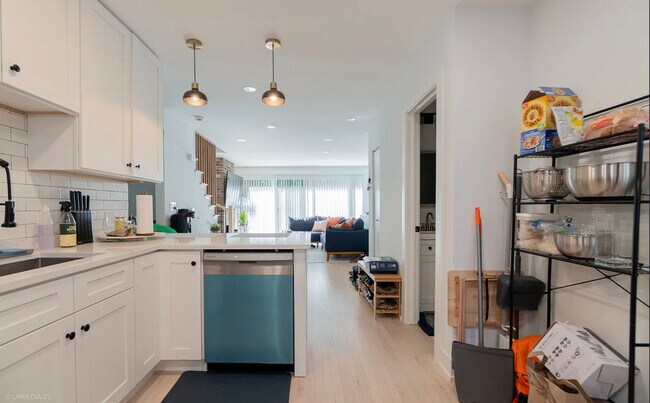 Foto del edificio - 924 W Wrightwood Ave