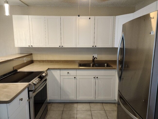 Foto del edificio - 395 SE Norfolk Blvd