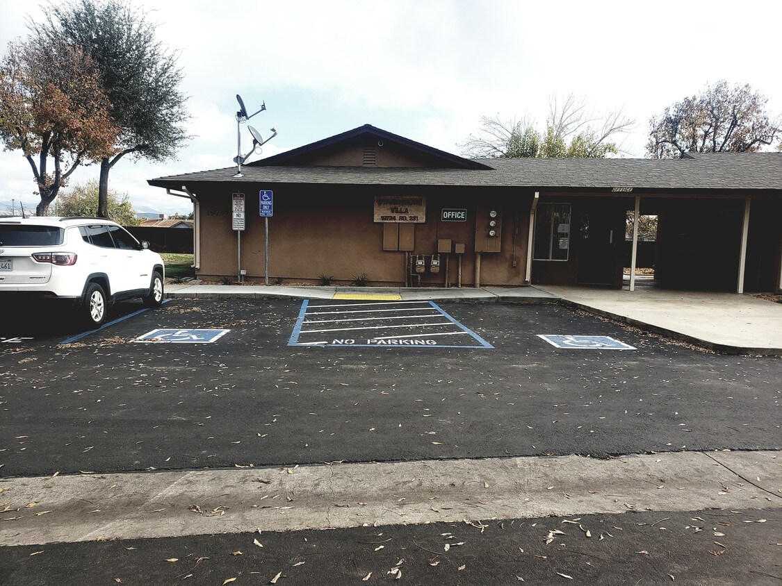 19734 Rd 231, Strathmore, CA 93267 Apartments in Strathmore, CA