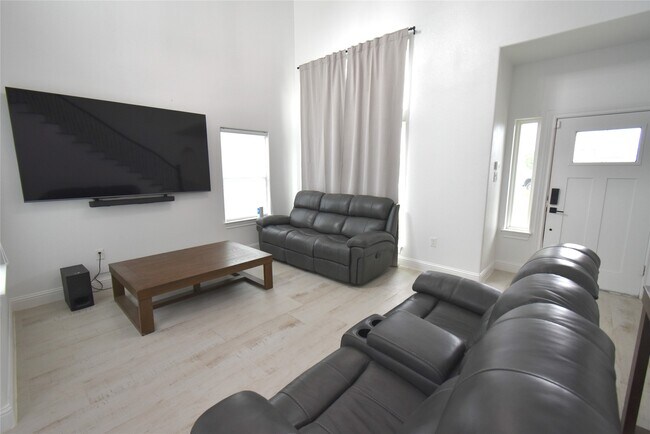 Foto del edificio - 42 County Rd-5102L