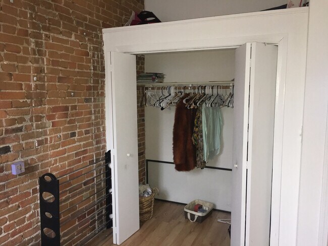 Building Photo - 20 Beacon St