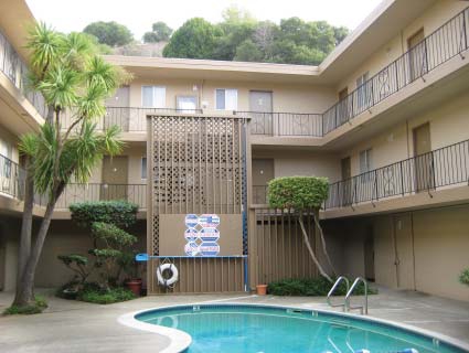 Piscina - Catania Apartments