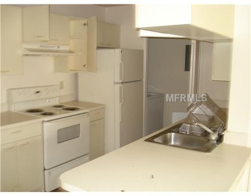 Foto del edificio - 2550 N Alafaya Trail