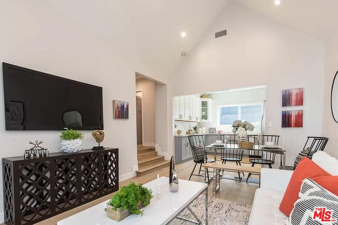 Foto principal - 2419 Walnut Ave