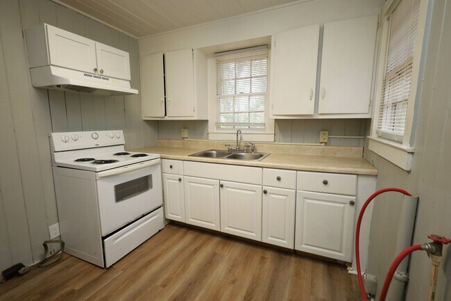 Foto del edificio - 501 Charlton St