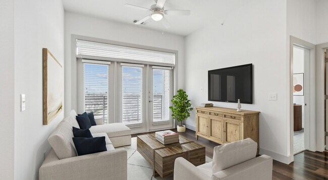 Foto del edificio - 4900 The Sta Blvd