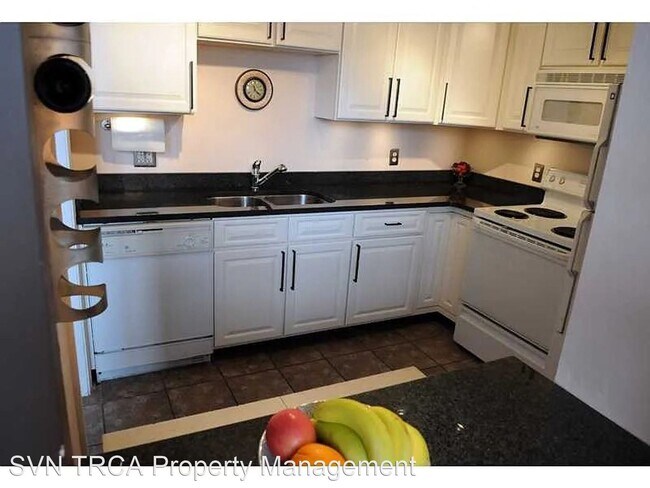 Building Photo - 2 br, 1 bath House - 66 Pius Street Unit 104