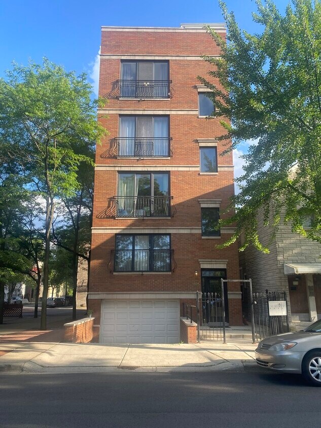 Primary Photo - 1105 W Vernon Park Pl