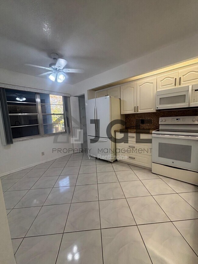 Foto del edificio - 12600 Sw Ct-5