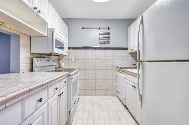 Foto del edificio - 3254 S Semoran Blvd