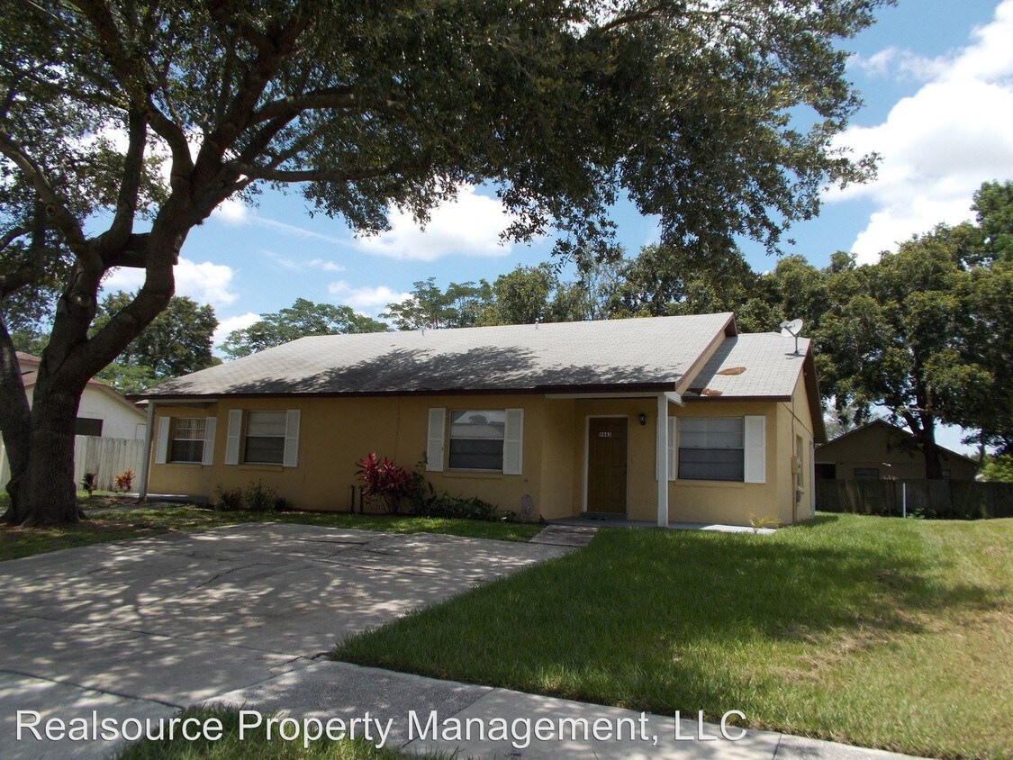Primary Photo - 9843 River Pines Ct