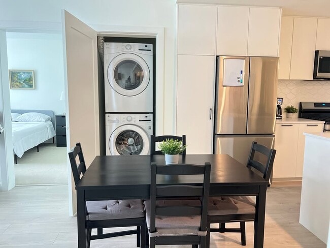 Photo du bâtiment - 8380-200A 200A St