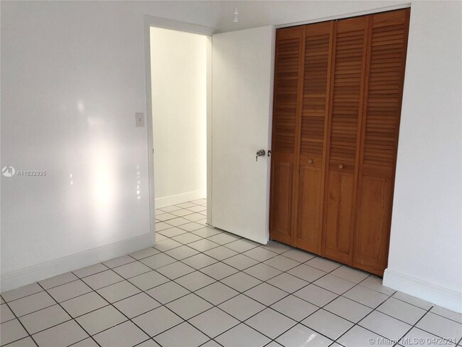Building Photo - 15913 Fairway Heights Blvd