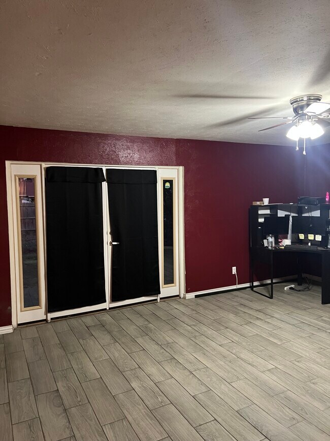 Foto del edificio - 2114 Highbury Rd