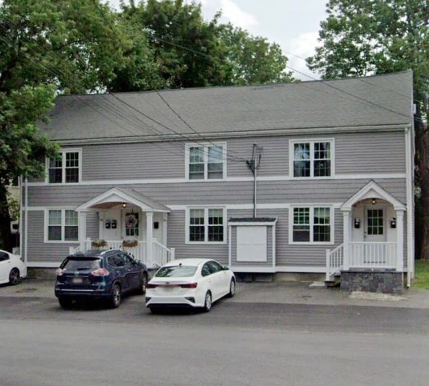 Primary Photo - 34 Morse St