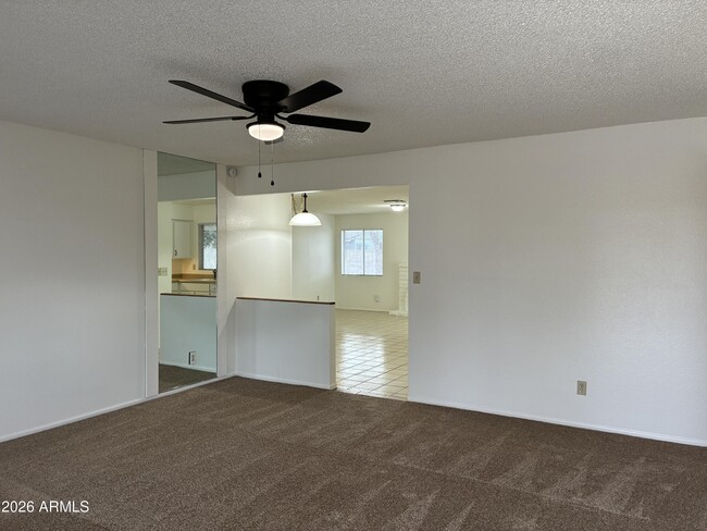 Building Photo - 4831 W Juniper Ave