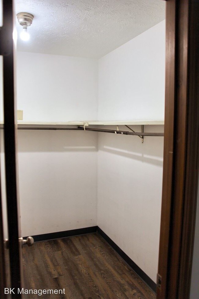 Foto del edificio - 320 Brown St