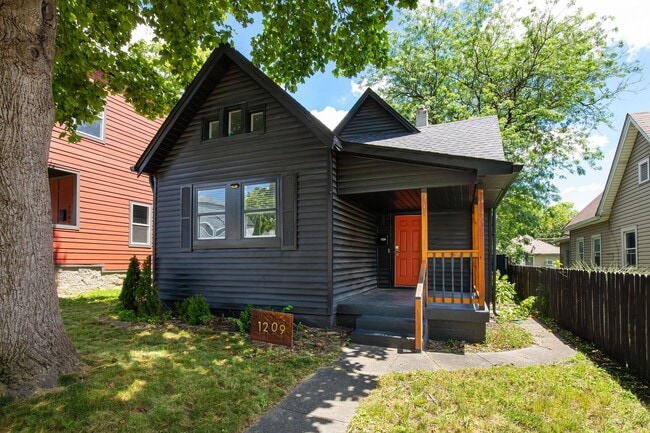 Photo - 1209 S Randolph St House