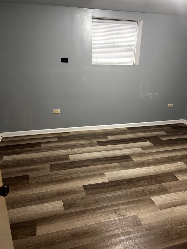 Photo - 295 Crandon Ave Apartment