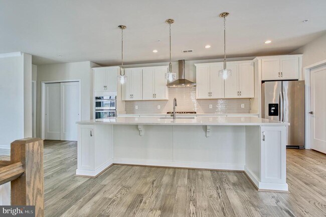 Building Photo - 23535 Neersville Cor Ter