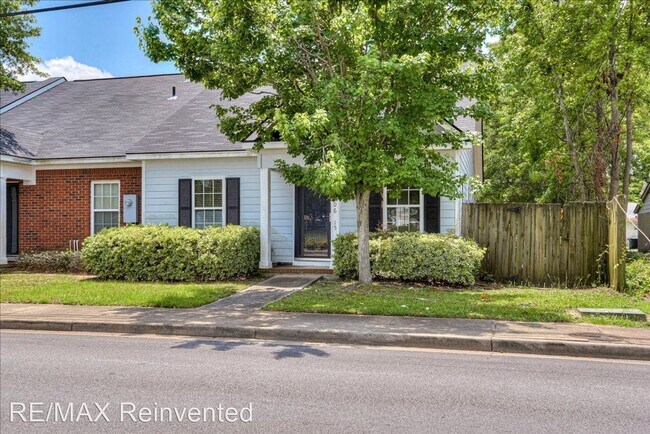 Building Photo - 3 br, 3 bath House - 606 West Buena Vista ...
